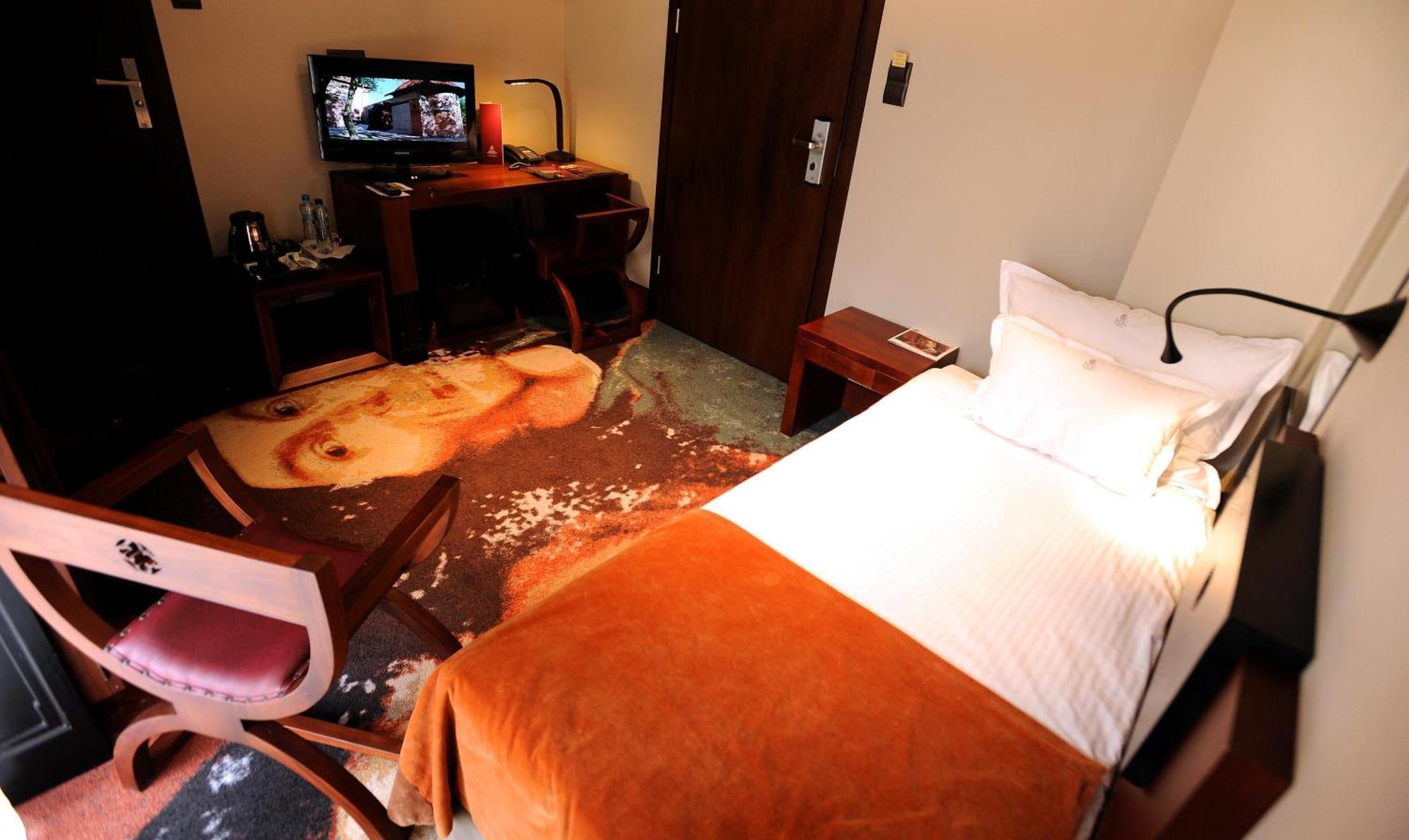Hotel Krasicki Lidzbark Warmiński Pokoj fotografie