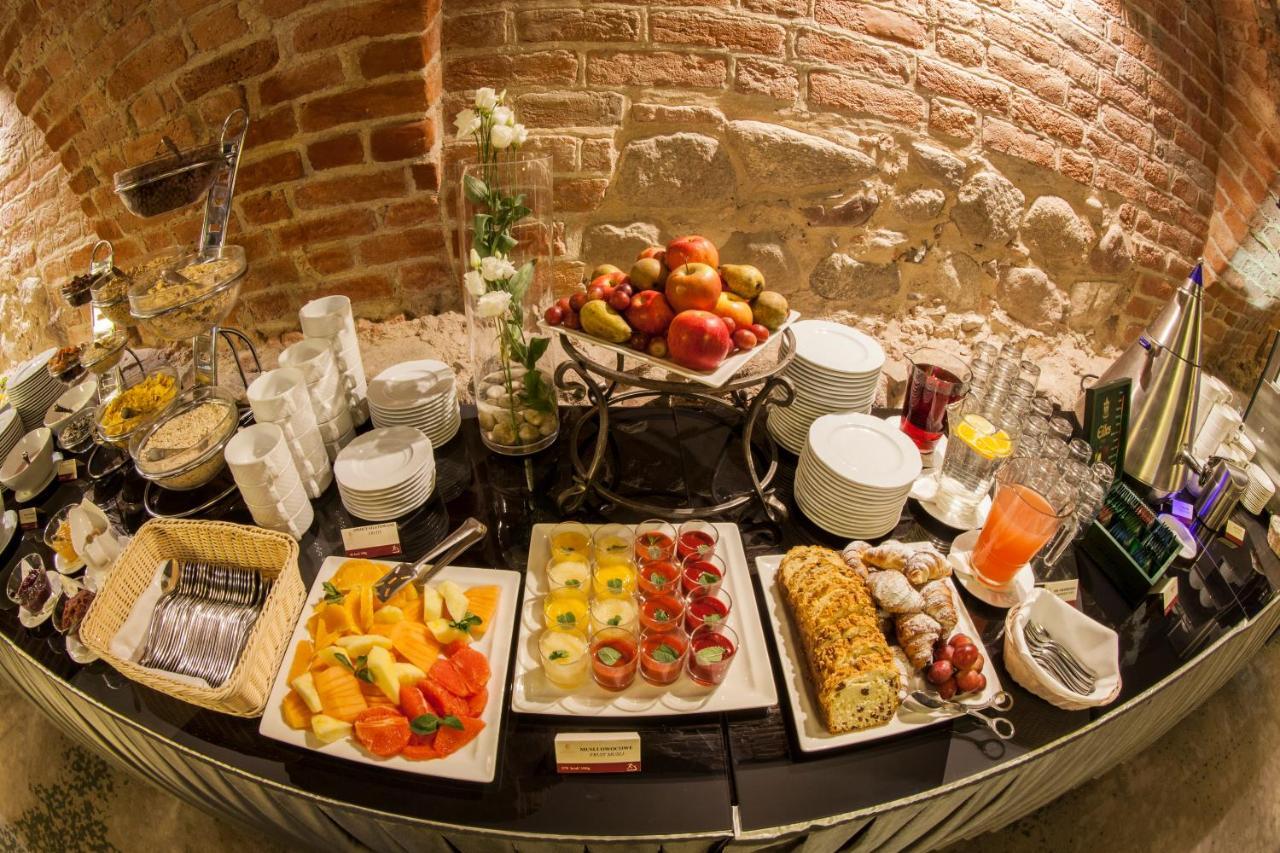 Hotel Krasicki Lidzbark Warmiński Exteriér fotografie